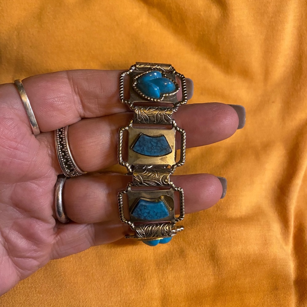 Stretchy bracelet